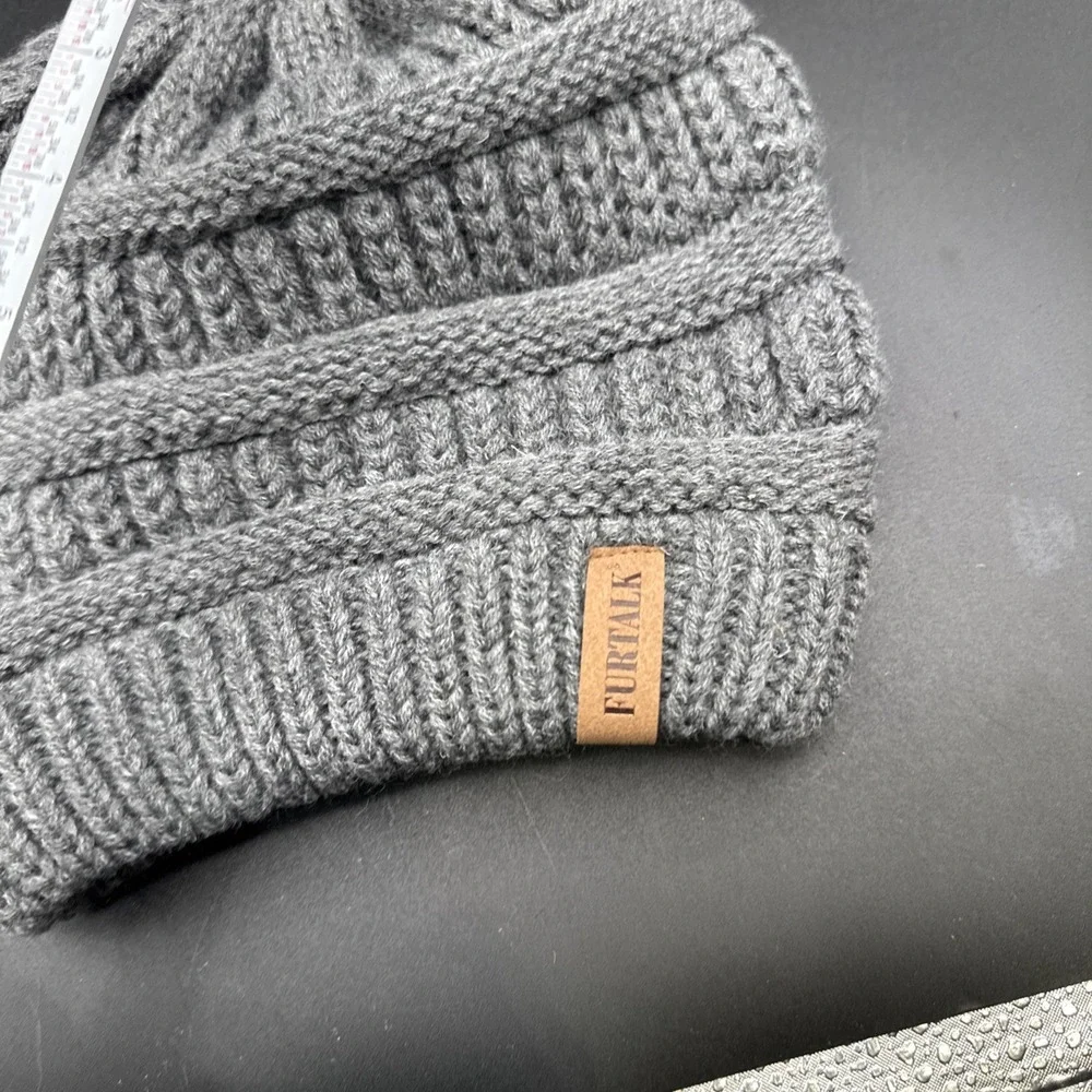 Furtalk Gray Stocking Hat Warm Cozy Winter NWOT Boho Light Academia Classicore